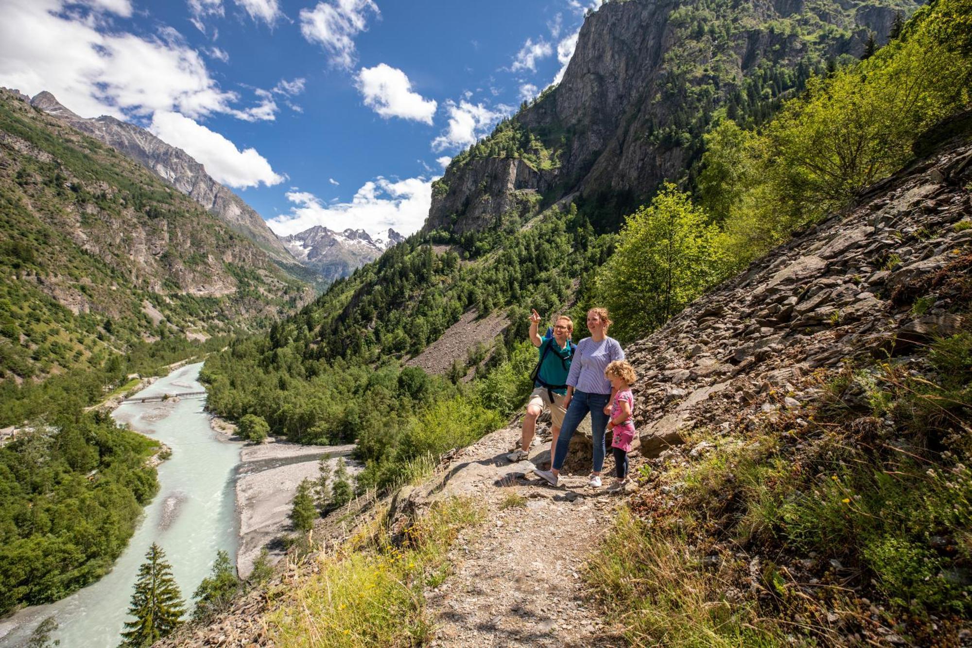 Rcn贝雷多纳酒店 Le Bourg-dʼOisans 外观 照片