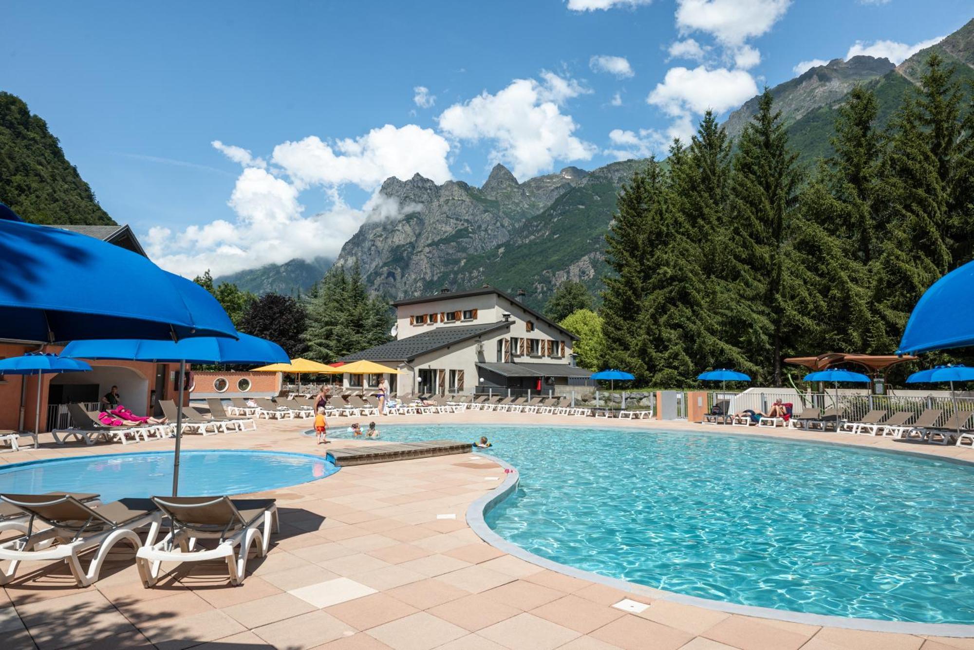 Rcn贝雷多纳酒店 Le Bourg-dʼOisans 外观 照片